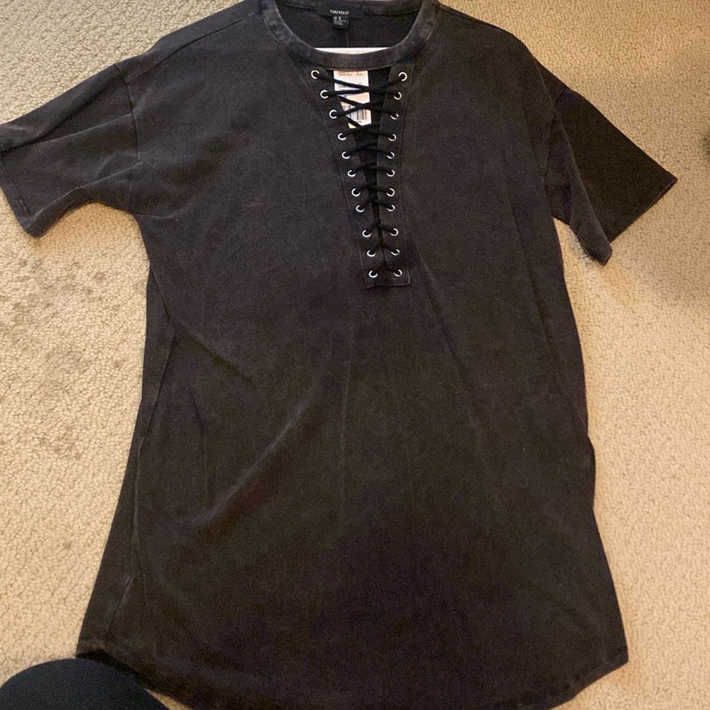 NEW with tags forever 21 shirt